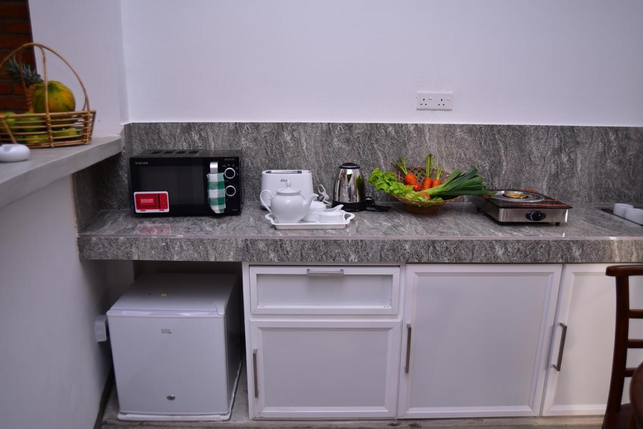 Lily Holiday Apartments 希克杜沃 外观 照片