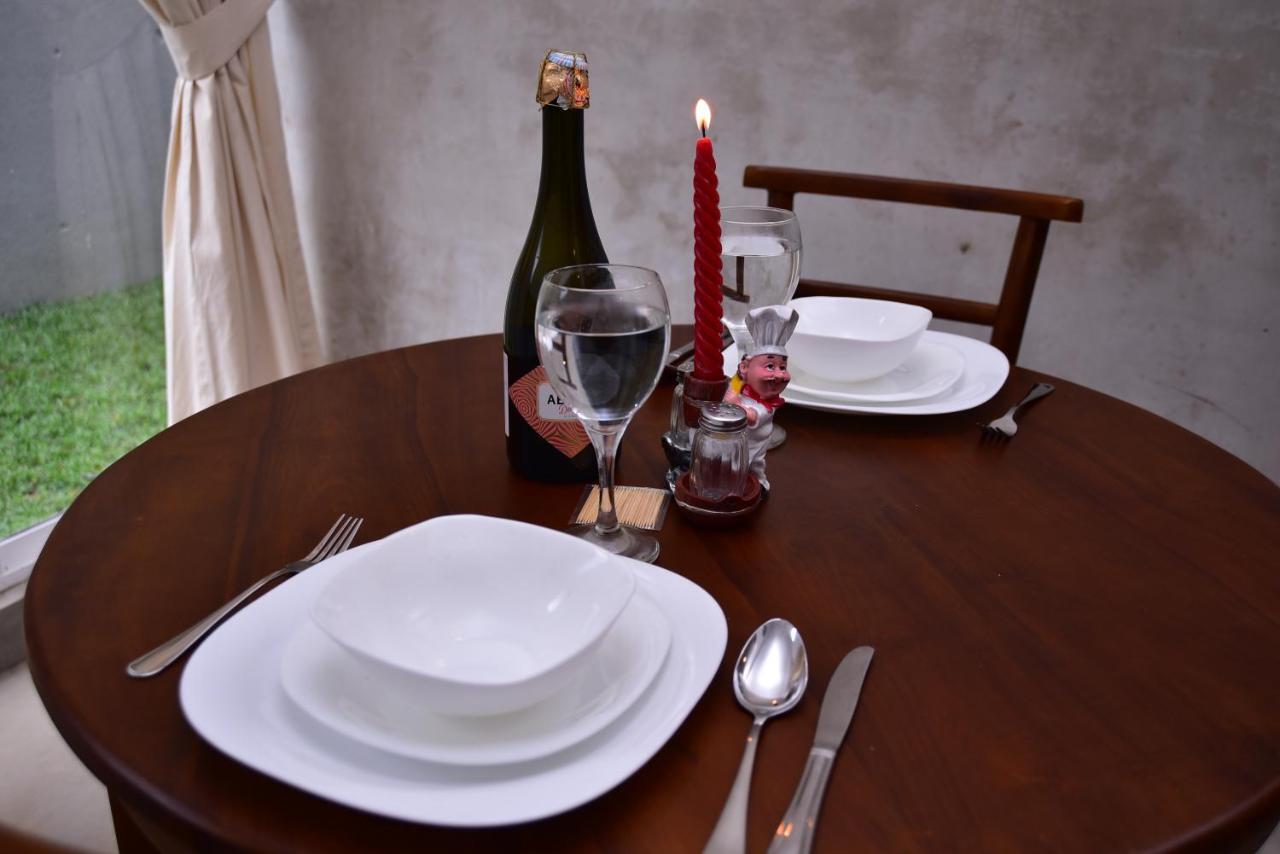 Lily Holiday Apartments 希克杜沃 外观 照片