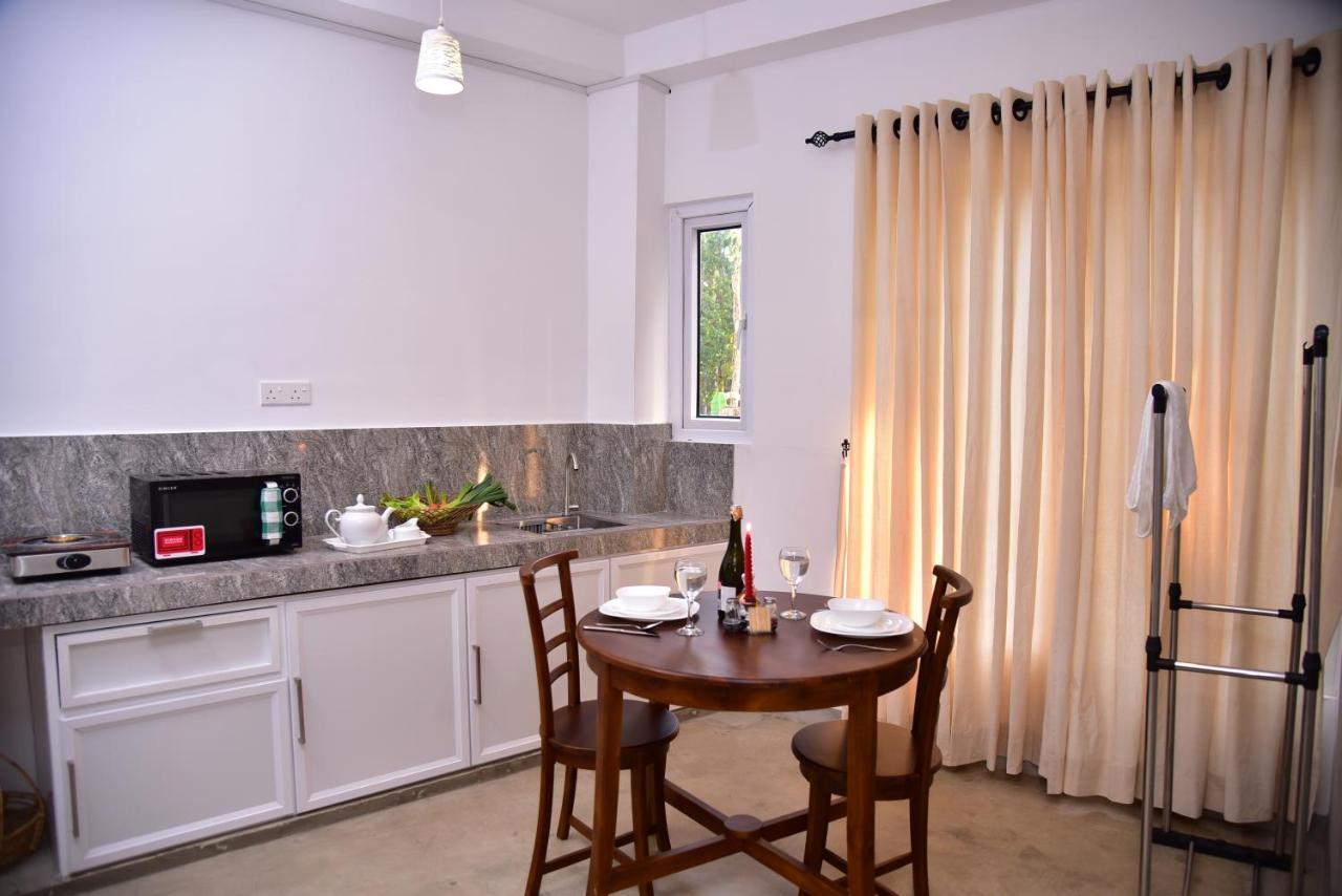 Lily Holiday Apartments 希克杜沃 外观 照片