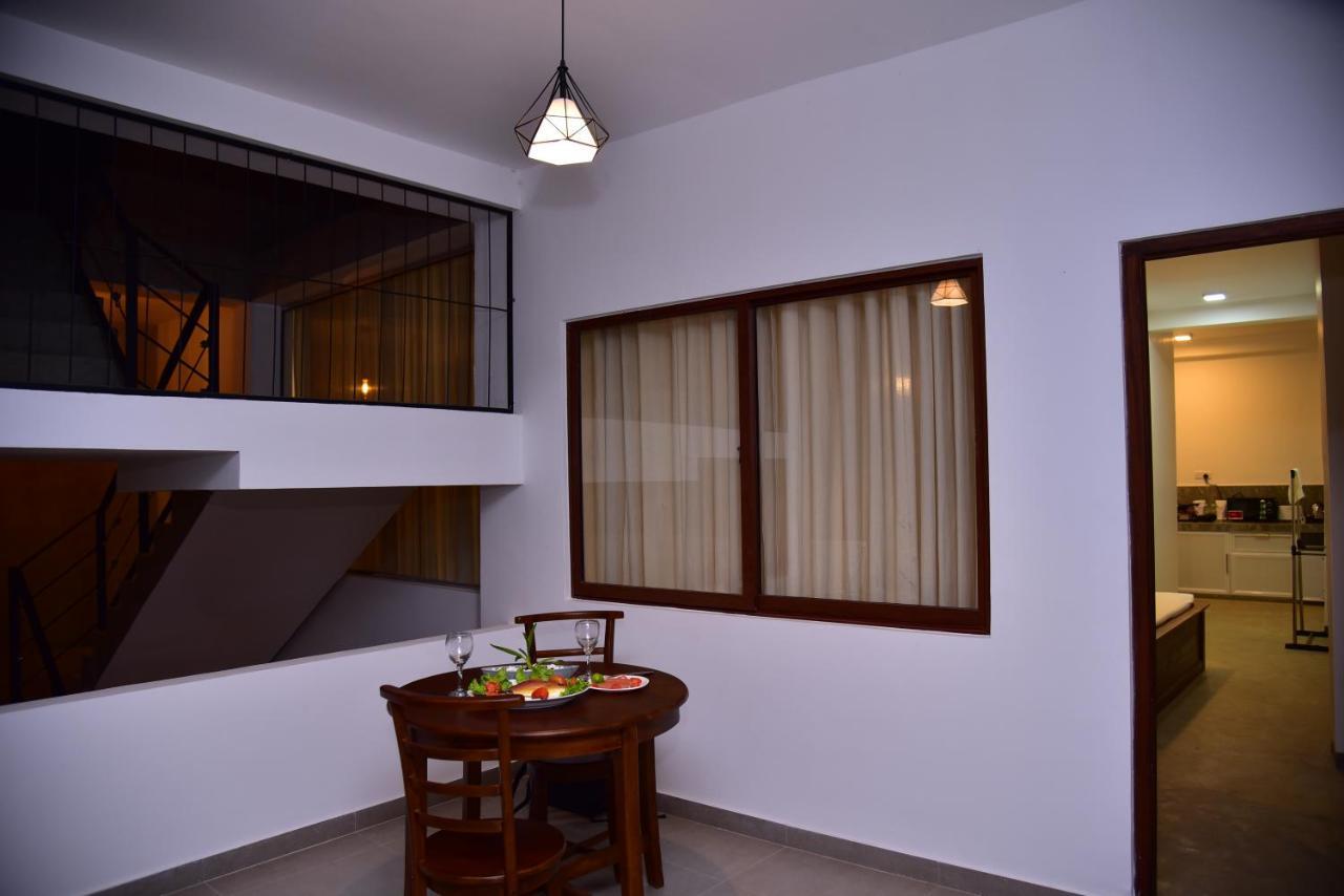 Lily Holiday Apartments 希克杜沃 外观 照片